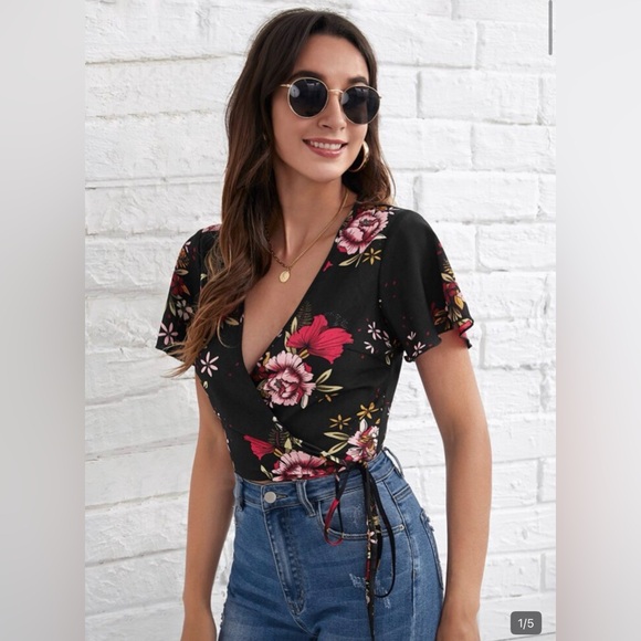 SHEIN Black Floral Wrap Crop Top - Pink & Red Flowers - Picture 3 of 3